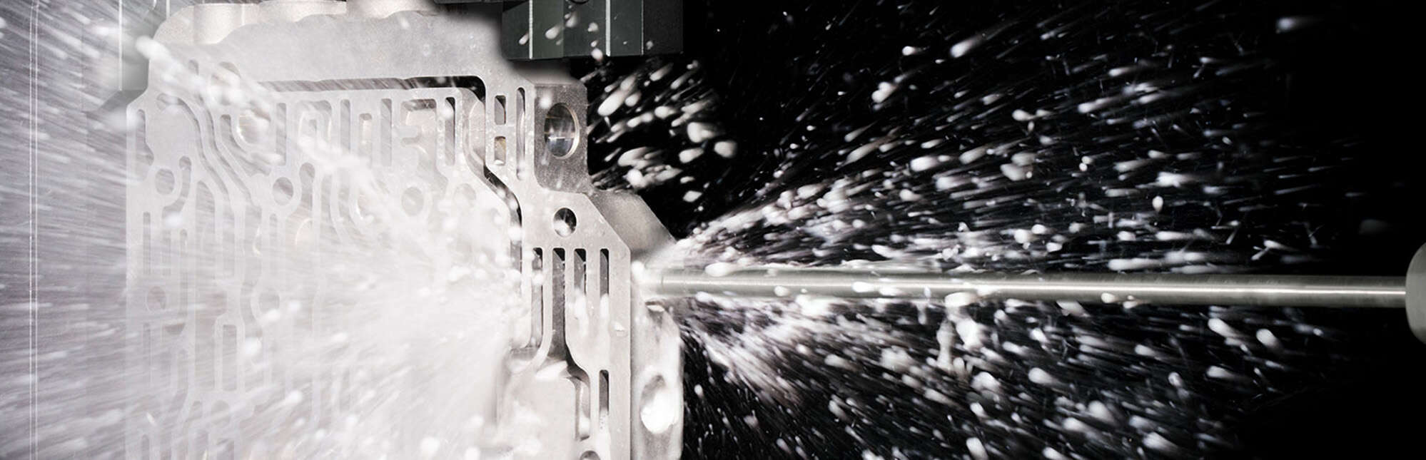 Ecoclean High-Pressure Waterjet Deburring